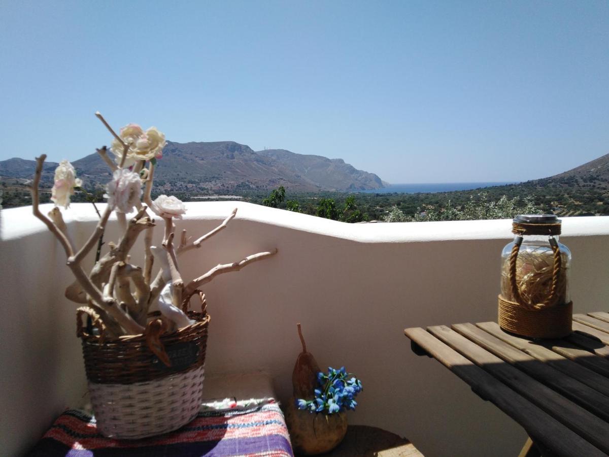 Tilos Island House Megalon Chorion (Tilos) Exterior foto